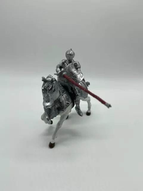 Papo medievel 39799 Horse IN Armor 5 1/2in Knight And Castles knight in armor Papo medievel 39799 Horse IN Armor 5 1/2in Knight And Castles knight in armor