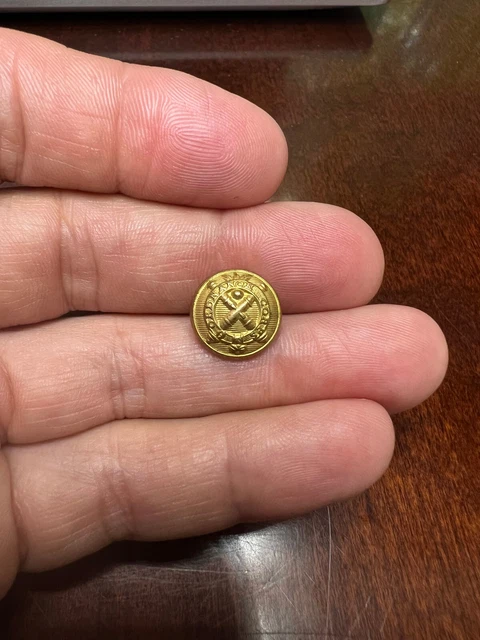 Civil War Ordnance Department Gilt Brass Cuff Button It is ORD215 As.8. in Tice