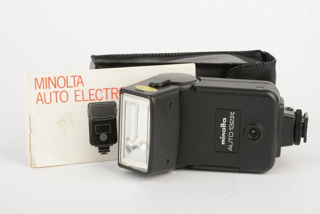 EXC++ MINOLTA AUTO 132X FLASH, TESTED, CLEAN, w/CASE+MANUAL