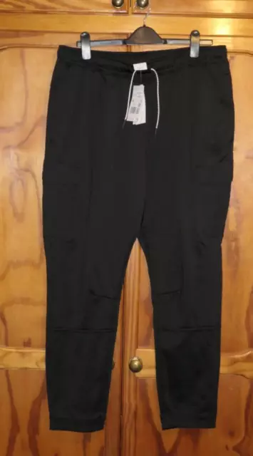 Men's Nike Air Max black sweat cargo pants Size XXL BNWT cost £70 Sold Out