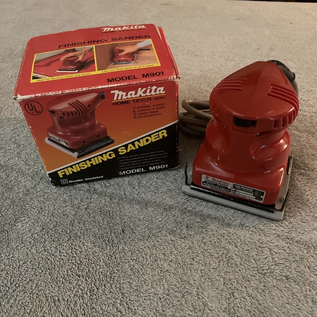 De colección. Lijadora de palmas con acabado MAKITA #M901 con caja original.  Probado