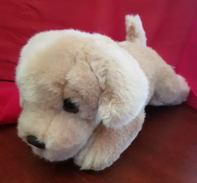 https://www.picclickimg.com/oTQAAOSwJr5lbppw/Cuddle-Puppies-Labrador-Plush-Soft-Toy-Dog-32cm.webp