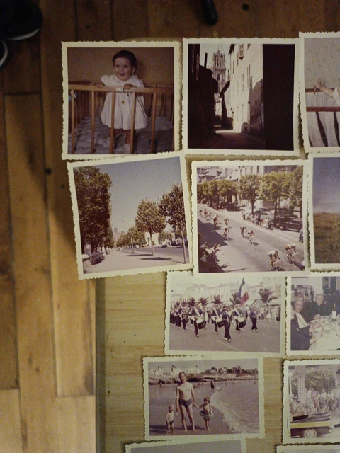 Lot De 27 Photos Anciennes Couleur – Tirages Originaux France 1940-1990