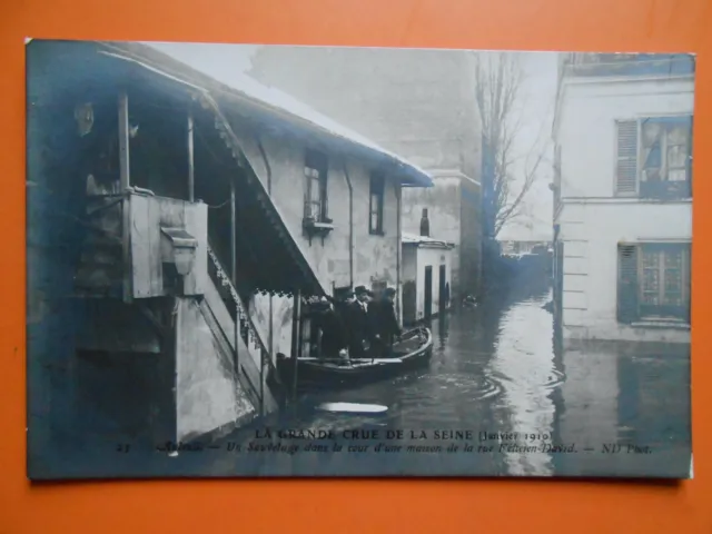 Auteuil    -    Inondation De 1910   :   Sauvetage Dans La Rue Félicien-David.