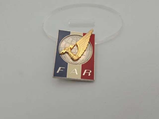 ANCIEN LOGO INSIGNE badge blason BMW 700 en Email à griffes diamètre 5