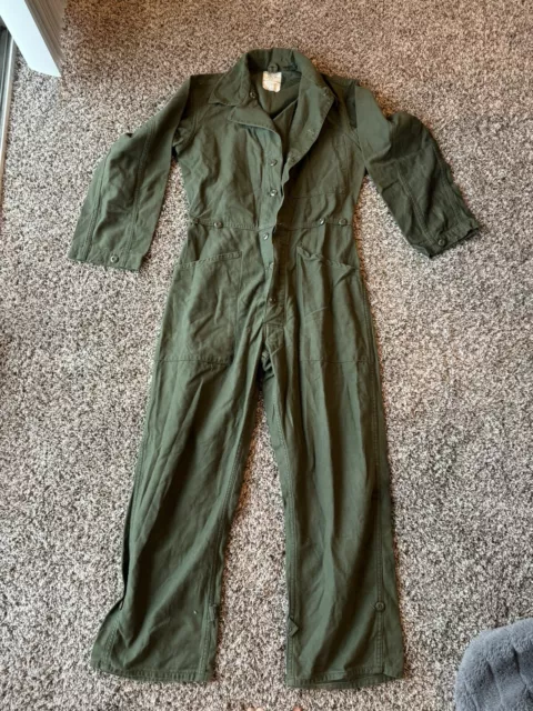 US Army Coveralls Small Green Cotton Sateen Long Sleeve Flight Jumpsuit Military