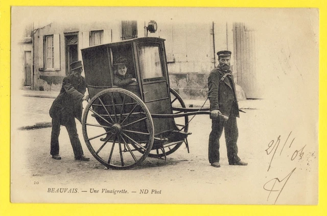 cpa BEAUVAIS Oise One DRESSING Carrier Chair CAR WITH 2 WHEELS Wheelbarrow