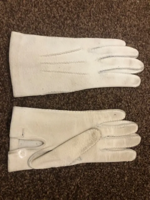 Vintage retro very pale blue/grey kid leather gloves small /medium 1950’s 1960’s