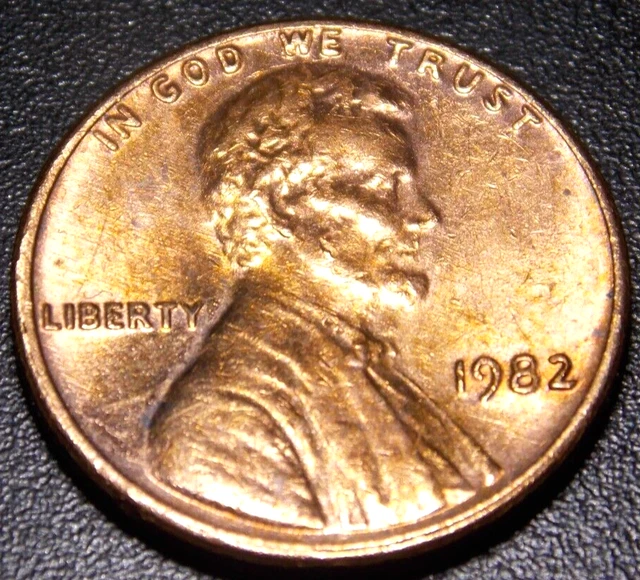 1982 Penny / Lincoln Memorial - 3.06 g / Small Date w ERRORS