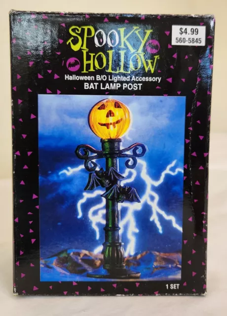 Spooky Hollow Halloween Lighted Pumpkin Bats Lamp Post