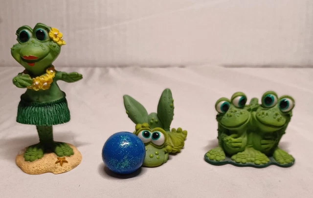 Vtg Lot of 3 Sprogz Rare Retired Frogs-Hula Hopper, Bowling Frog, Froggy Friends