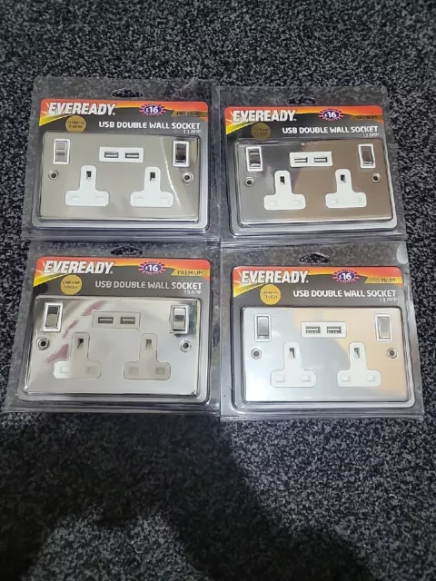 4 X Zócalo USB Eveready Conmutado Doble Cromo Acabado Blanco Inserto Premium