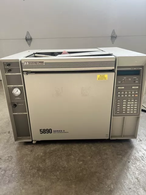 HP Hewlett Packard Agilent 5890 Series II Gas Chromatograph