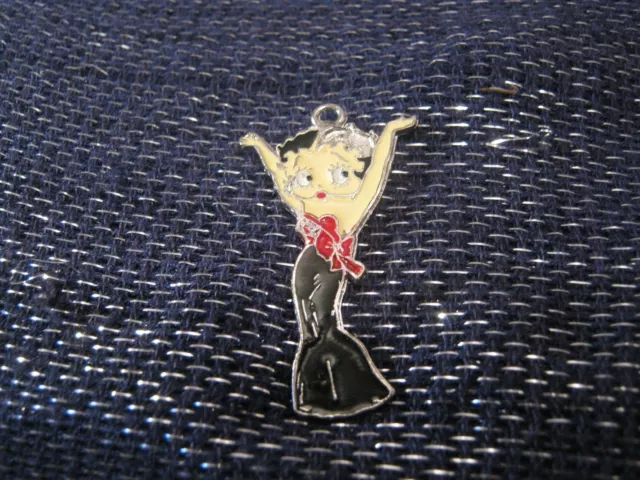 Very pretty silver tone metal pendant Betty Boop approx 1½ ins long