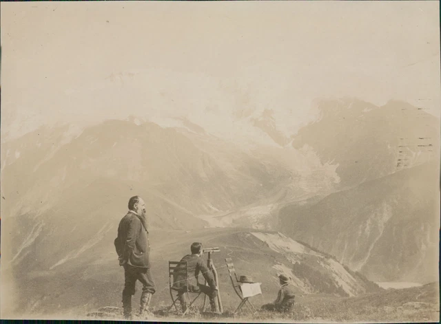 France, Haute Savoie. Le Prarion Vintage citrate print. Télescope. Photo légendé