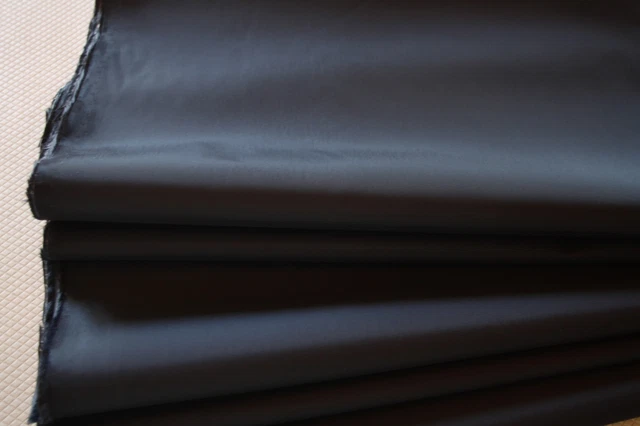 Tissu jersey tubulaire lurex bord-côte bleu marine silver - Au Fil de Léontine