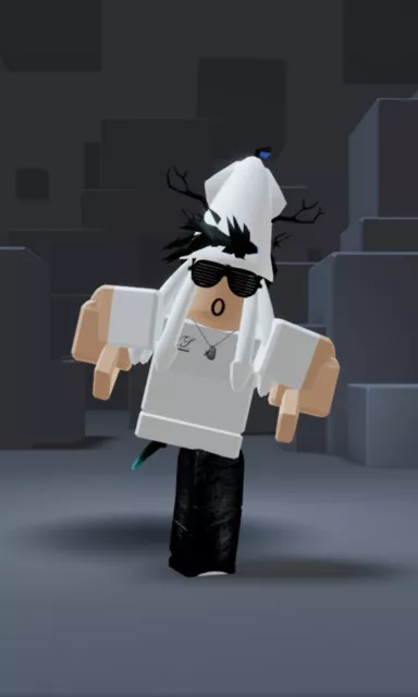 Mavin  Selling my old roblox alt (Dominus) ( valk) ( Headless