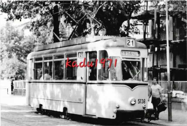 N122) Foto BVG Berlin Straßenbahn, Ehrlichstr. TZ69 5138. Linie 21. 1971