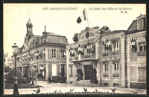 CPA Maisons-Alfort, La Salle des Fetes et la Mairie 1942