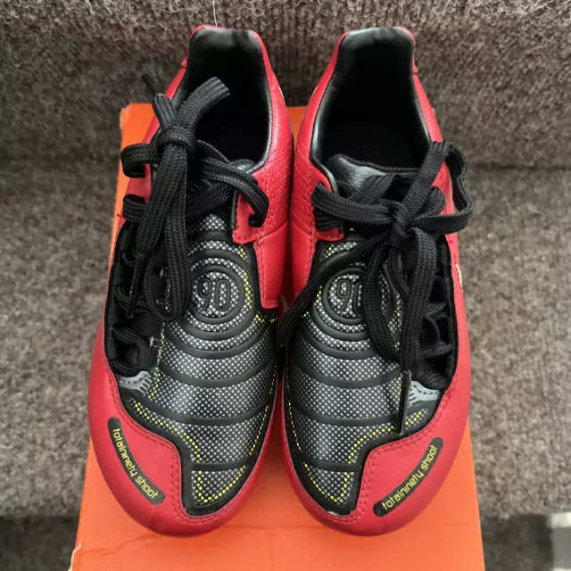Nike total 90 size 10 online