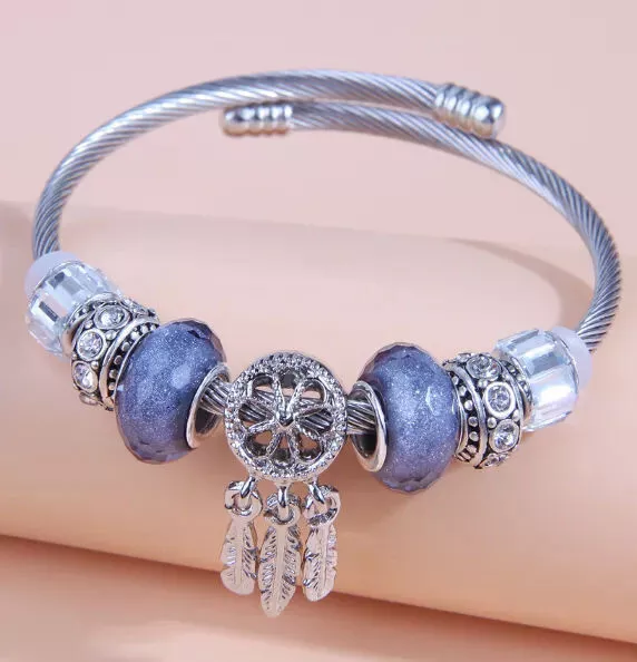 Horse & Western Jewellery  Ladies Bead Charms Dream Catch Bangle Bracelet Silver