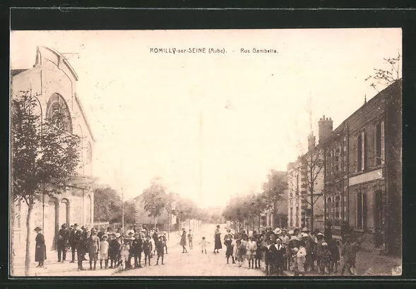 CPA Romilly-sur-Seine, Rue Gambetta 1928