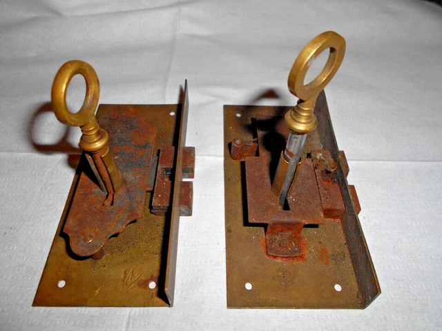 TIROIR SERRURE AVEC Clé Antique Petit Boite Meuble Bijouterie Métal Alliage Zinc EUR 10,60