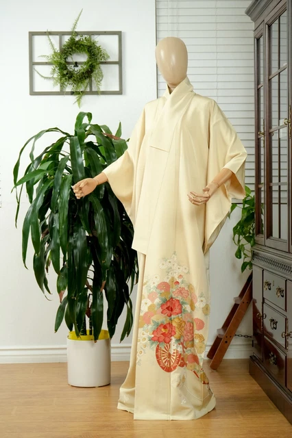 Dear Vanilla Japanese Silk Kimono Women's Robe Gown Authentic Japan Vintage Mint