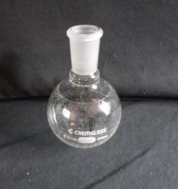 Chemglass 250mL Glass Heavy Wall Round Bottom Distilling Flask 24/40 Joint, Chip
