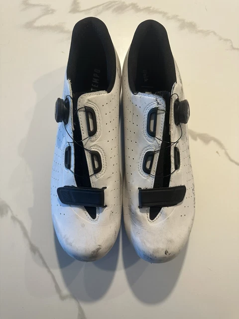 fizik cycling shoes white