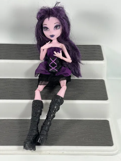 Monster High Frights, Camera, Action! ELISSABAT Doll, Original Dress Boots 💀
