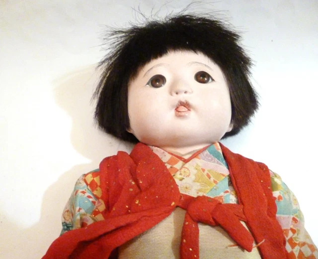 Poupée Ancienne Asiatique – Yeux De Verre – Signée T.D – Porcelaine – Vintage