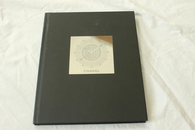 Chanel watch Uhren J12 Automatic Catalogue Magazine katalog 04/2011 Buch book