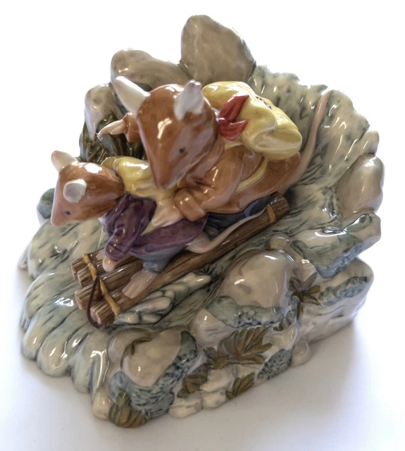 BRAMBLY HEDGE BY ROYAL DOULTON Shooting The Rapids Figurine Limited