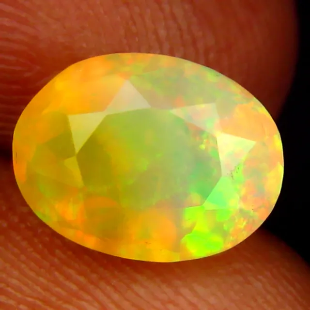 1.80 ct Great looking Oval (10 x 7 mm) Un-Heated Ethiopia Rainbow Opal Gemstone