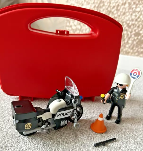 PLAYMOBIL City ACTION Play Set 5648 POLICE OFFICER & MOTORCYCLE