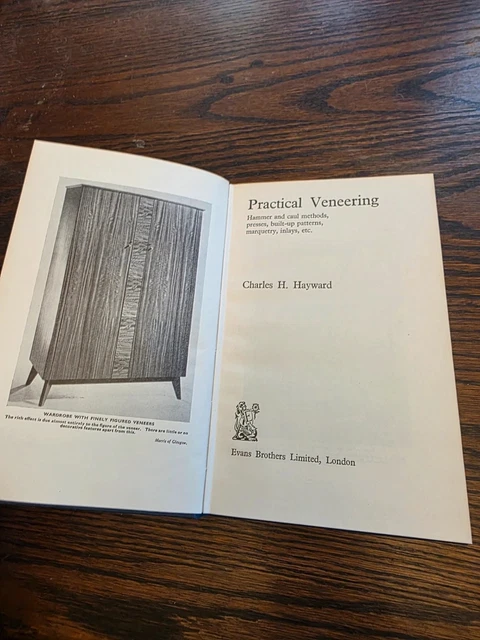 Retro Classig PRACTICAL VENEERING CHARLES H Hayward 1965 Vintage Hardback Woodworking ...