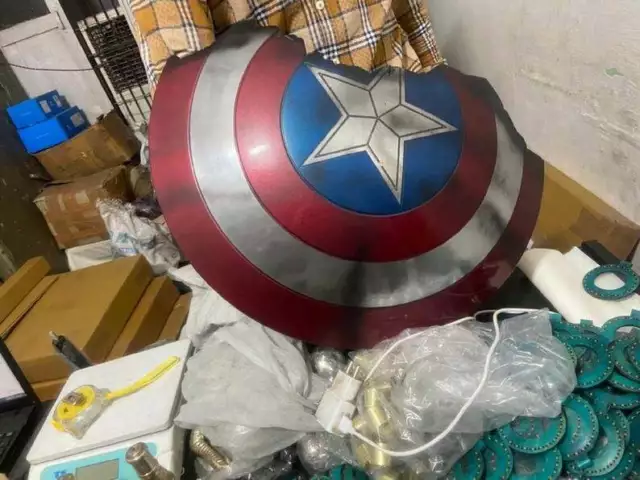 Captain America Broken Shield - Metal Prop Replica - Avengers Endgame