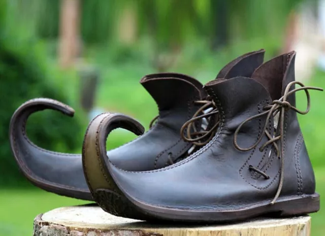 Poulaines shoes Viking Leather shoes with curved point, Renaissance Larp Shoes
