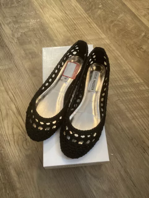 Steve Madden Flat Black Shoes 6.5