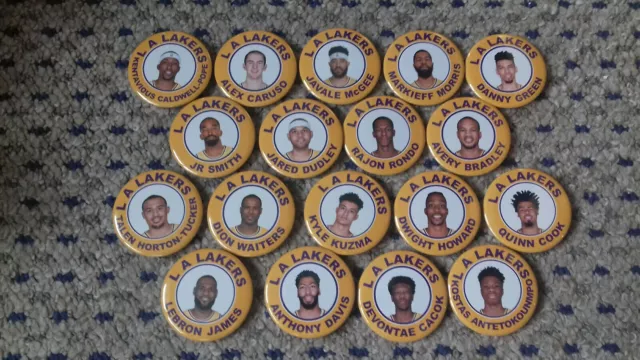 LA LAKERS BASKETBALL SQAUD 2020 BADGES X18 55mm  IN SIZE