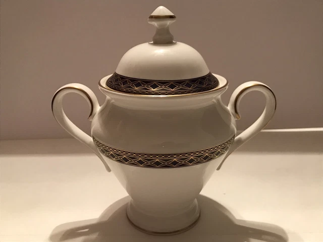 Waterford Fine English China Powerscourt Lidded Sugar Pot Made in England