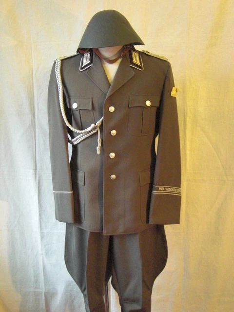 UNIFORM NVA WACHREGIMENT Mit Paradehelm Und Repräsentationsschnur ...