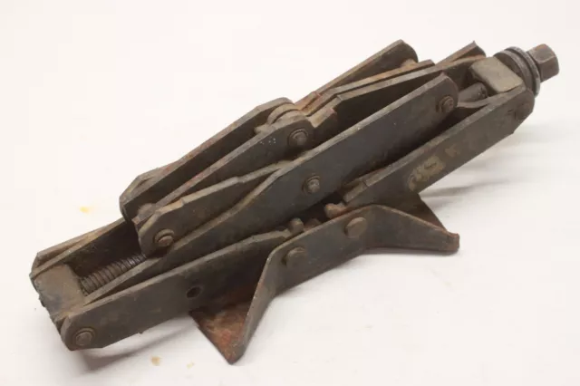 Vintage 1965-73 Ford Mustang ACCESSORY SCISSOR JACK Factory Part FoMoCo Vintage 1965-73 Ford Mustang ACCESSORY SCISSOR JACK Factory Part FoMoCo