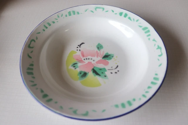 BELLE ANCIENNE ASSIETTE EN TÔLE ÉMAILLÉE - DÉCOR FLEUR - ASSIETTE CREUSE 22 cm