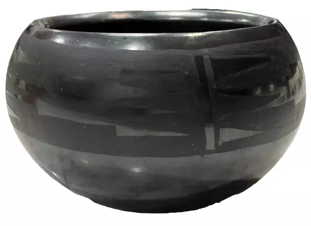 Florence Naranjo San Ildefonso Black on Black Pottery Bowl Signed 5" x 3"T