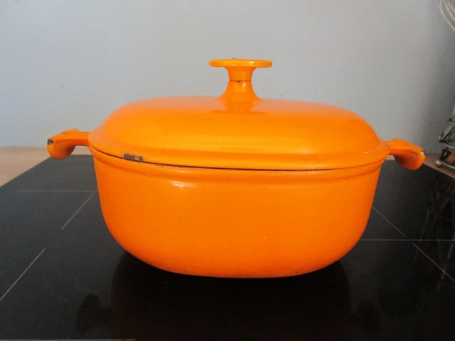Caquelon à fondue Le Creuset par Enzo Mari marron - Arts de