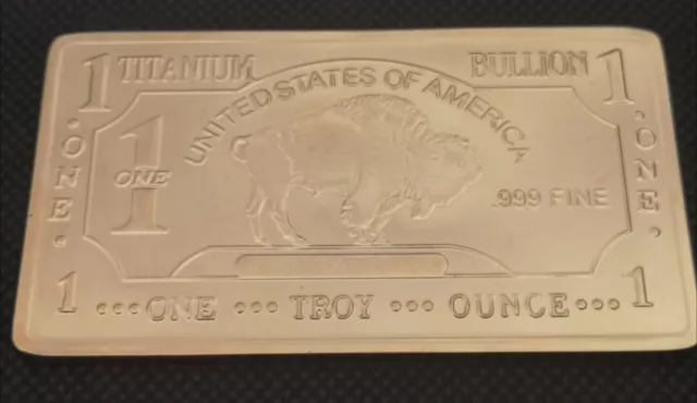 American Buffalo 1 oz 999 Titan Titanium Titanbarren mit Gold veredelt