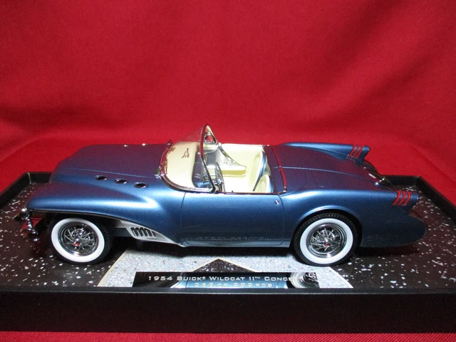 1:18 SCALE 1954 Buick Wildcat II Concept Limited Ed 999 Pc