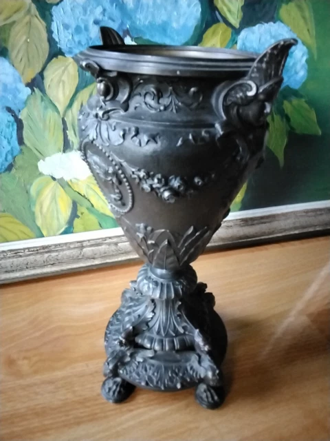 Vase Balustre en Régule décor personnages Antique période Napoléon III 21